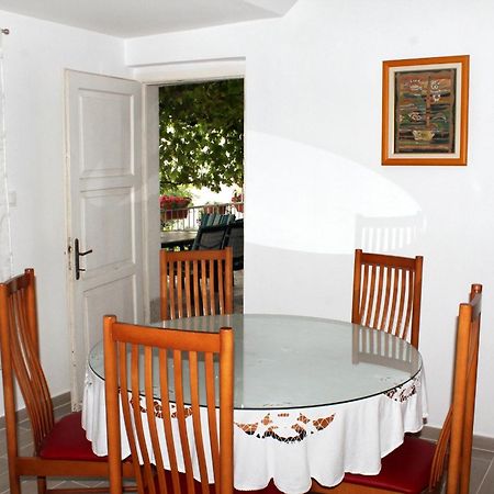 Apartments With A Parking Space Kastel Stafilic, Kastela - 5219 部屋 写真