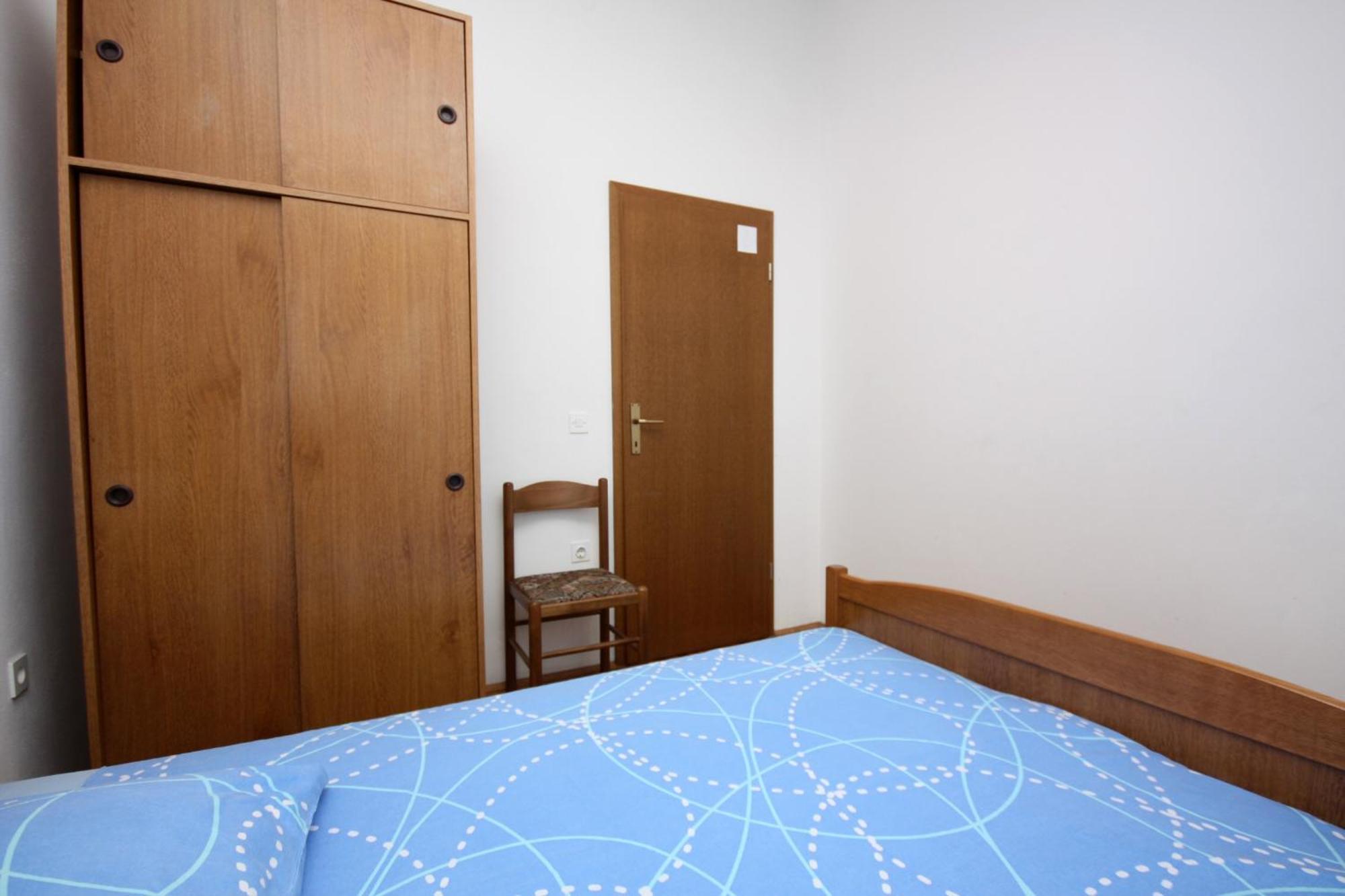 Apartments With A Parking Space Kastel Stafilic, Kastela - 5219 部屋 写真